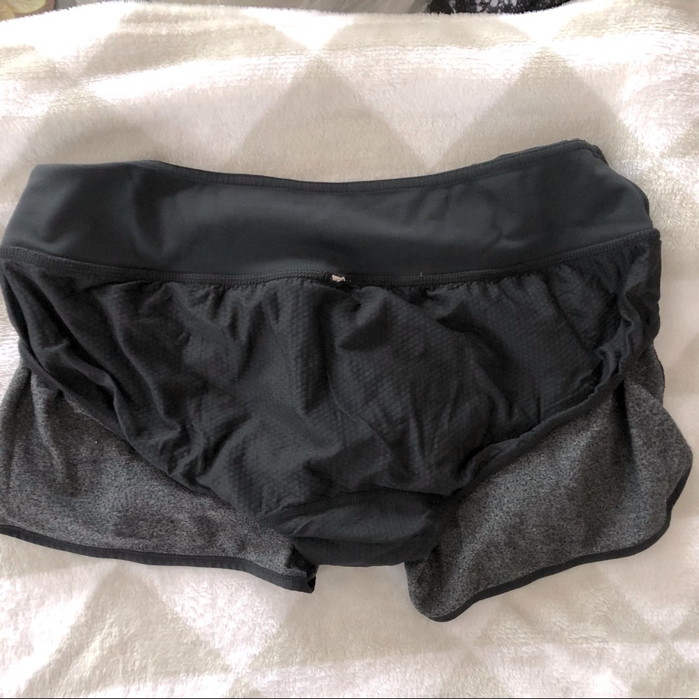Lululemon shorts - Picture 4 of 4